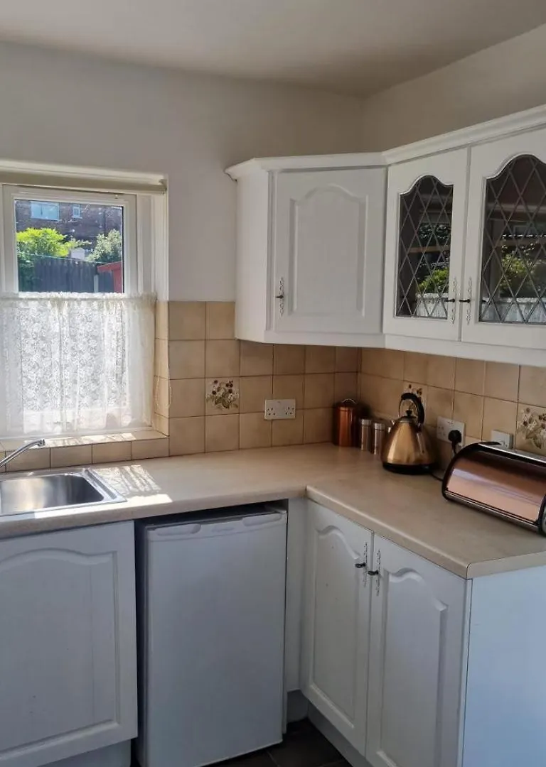 Villa Doncaster-House-Sleeps8-Parking-Garden Royaume-Uni