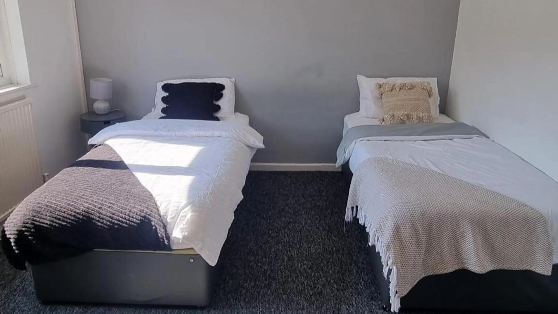 Villa Doncaster-House-Sleeps8-Parking-Garden Hébergement de vacances Doncaster